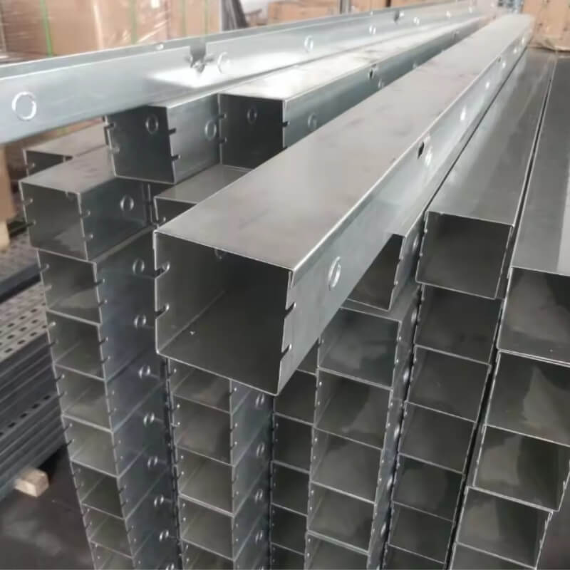 1-5 steel hinging wireway.jpg 1-5 steel hinging wireway.jpg
