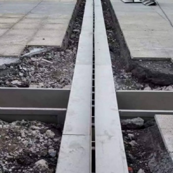 Heel-Resistant Slotted Drain Cover​ for Pavers | Linear Brickslot Drain Cover