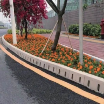 Winwin Resin Concrete Kerb Drain D400