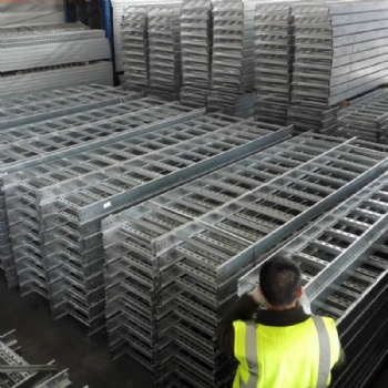 NEMA-ZAM Zinc-Aluminum-Magnesium Coated Cable Ladder Tray | Self-Healing Anti-Corrosion Ladder Cable Tray