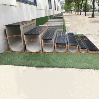 Precast Polymer Concrete Channel Drainage With B125 Cast Iron Grates