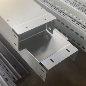 Interlocking Type Cable Tray | Metal Cable Tray Without Splice Coupler
