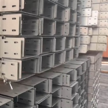 Interlocking Type Cable Tray | Metal Cable Tray Without Splice Coupler