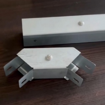 Cable Tray with Twist Lock Cover | Cable Tray with Rotating Cover Fastener